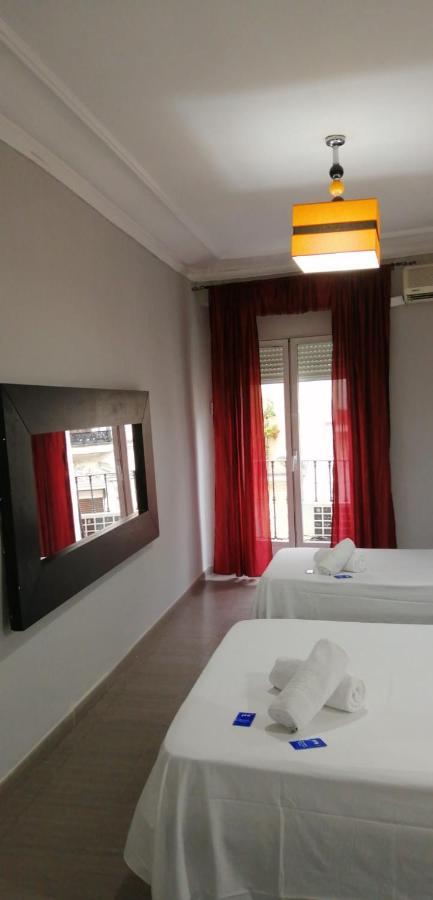 Hostal Oxum Madrid Eksteriør billede