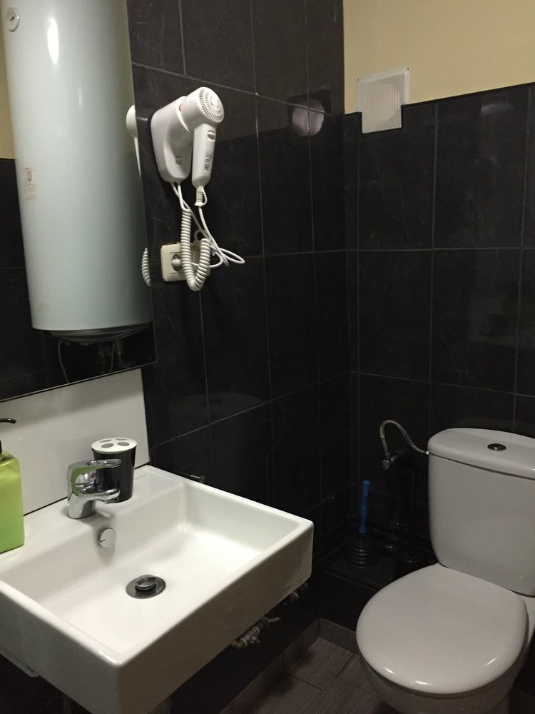 Hostal Oxum Madrid Eksteriør billede